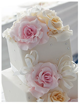 pink rose wedding cake